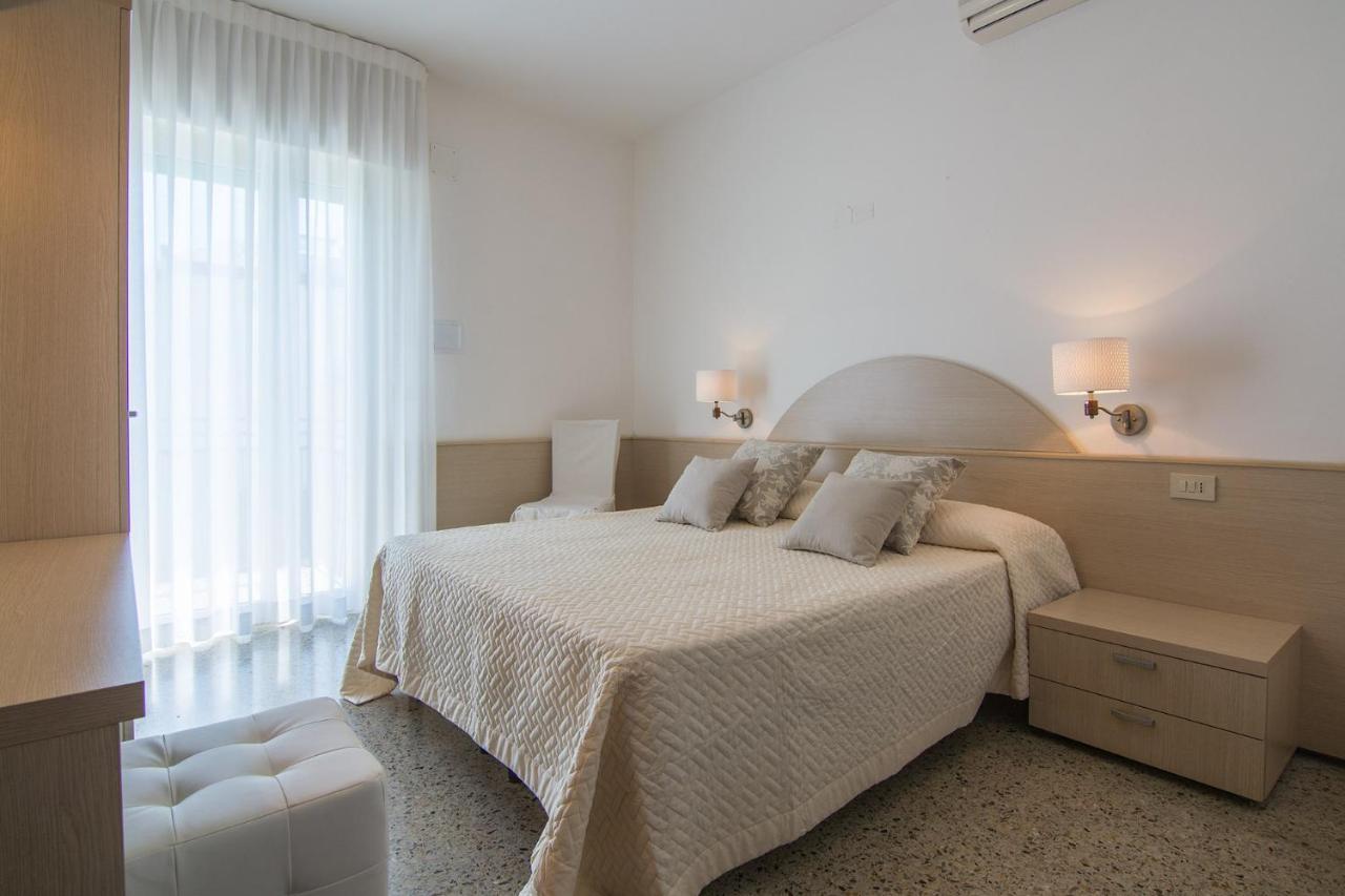 Hotel Dolomiti 3*