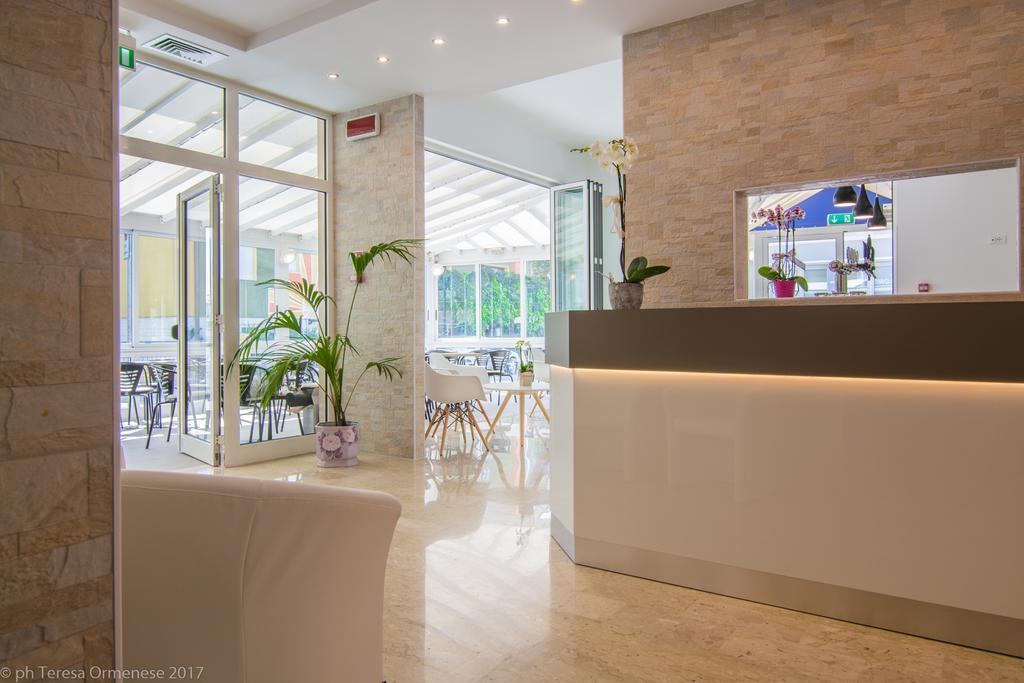 Hotel Dolomiti 3*