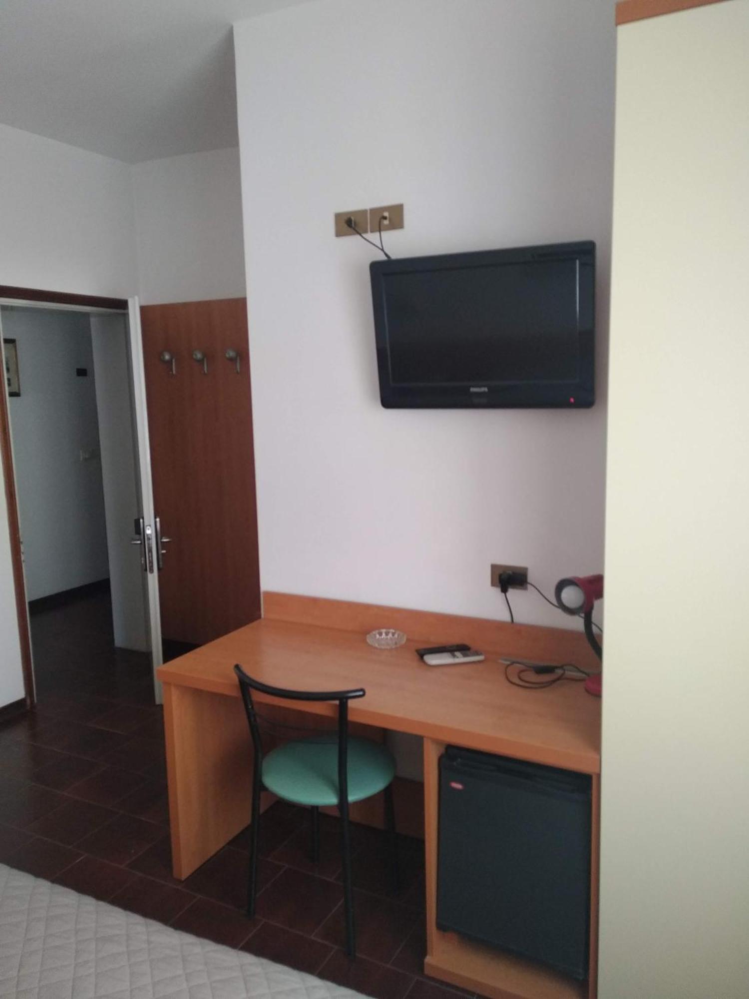 Hotel Dolomiti 3*